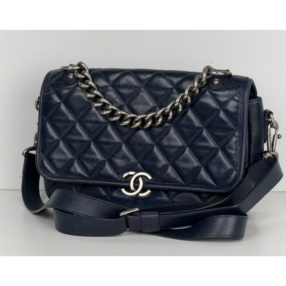Chanel Messenger Bag Daily Carry Medium Leather Navy Blue 2017